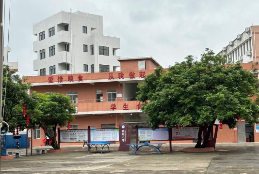 望夫镇中心小学