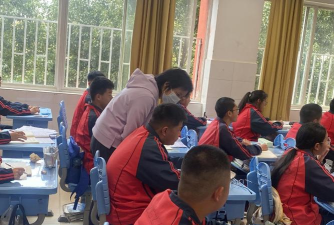 官渡区盘龙中心学校