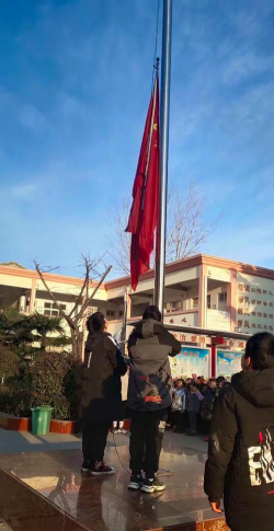 信阳市平桥区平桥街道办事处十八里小学