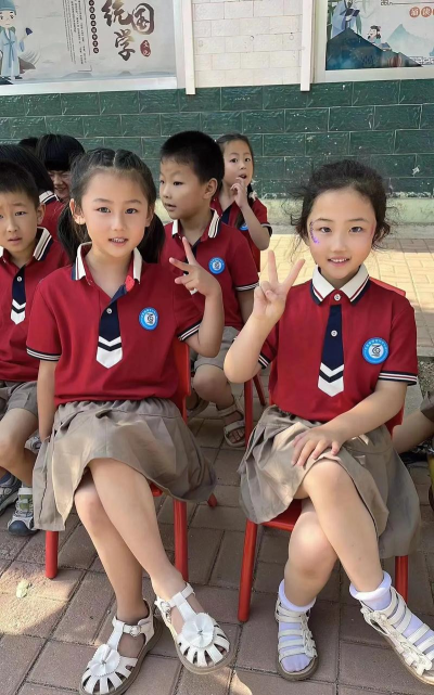 隆昌县金鹅镇顺河街幼儿园