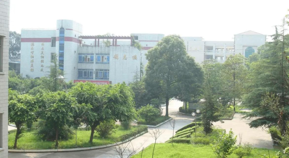 夹江县土门乡初级中学校