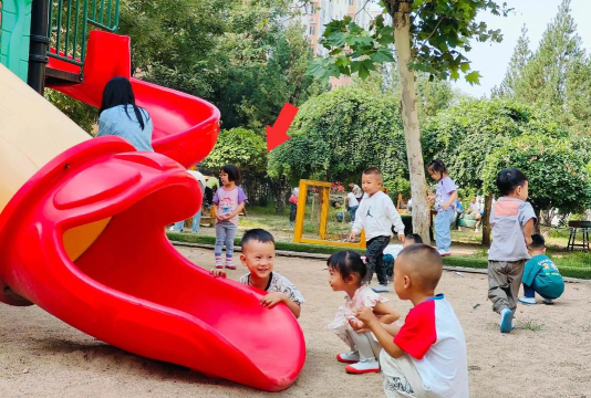 三台县上新乡中心小学幼儿园