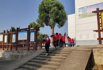 马庙镇枫林中心学校