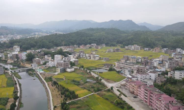 五华县长布镇河汉学校