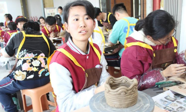 新乡市红旗区杨雨文化艺术有限责任公司