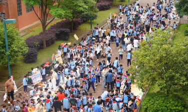 梅山镇龙湾小学