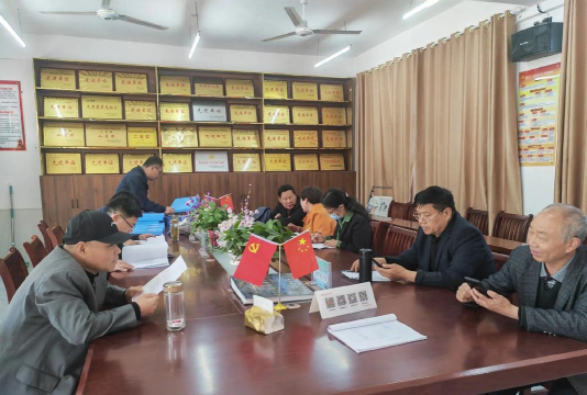 华佗镇华佗中心小学