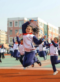 青岛人民路第三小学