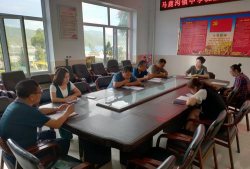 长白县马鹿沟镇中学