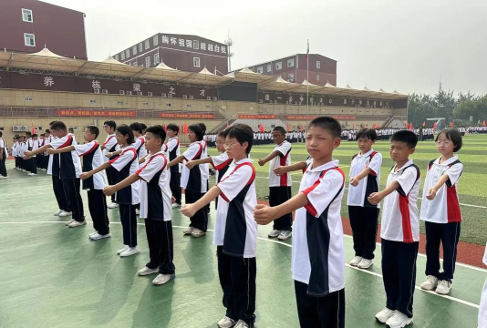 长安镇辛江初级中学