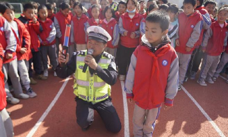 冯川镇华林小学