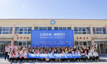 龙湖镇阁一小学