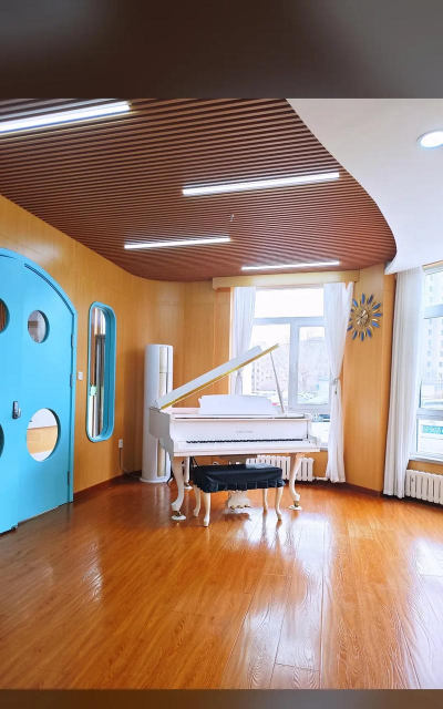 罗平艺朵培训学校有限公司