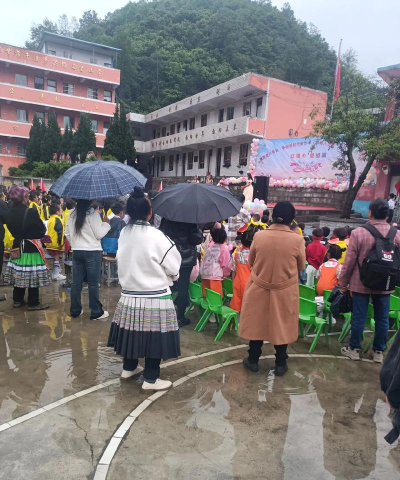 苍溪县陵江镇第六小学校