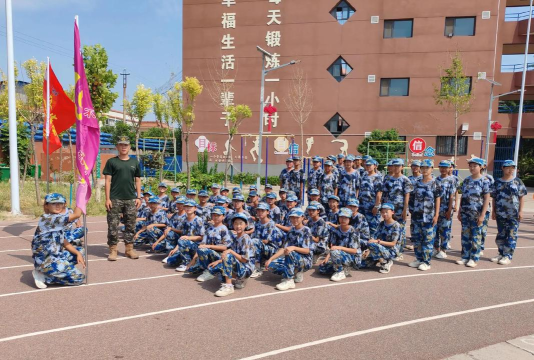 月山镇第二初中