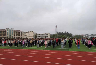 余井镇中心学校