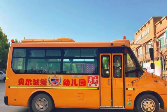 新疆福海县托幼园