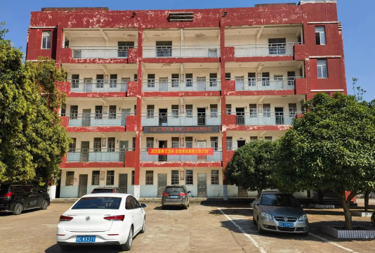 石城县丰山初级中学