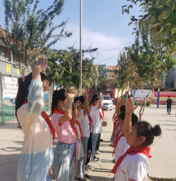 屏边县和平乡百福小学