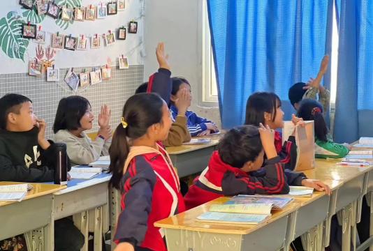 富林镇麦地小学