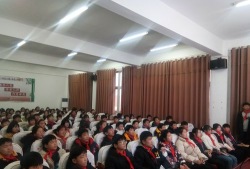 登封市颍阳镇第一初级中学