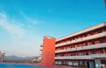 登封市大冶镇第一初级中学