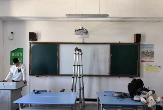 喇叭镇喇叭中学