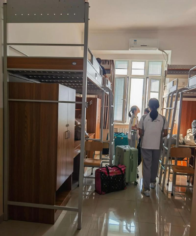 滨海开发区第一初级中学