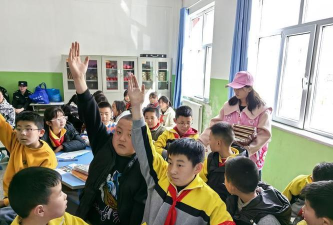 多巴镇二村小学