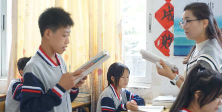 桂圩镇罗顺初级中学