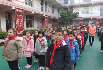景龙池小学