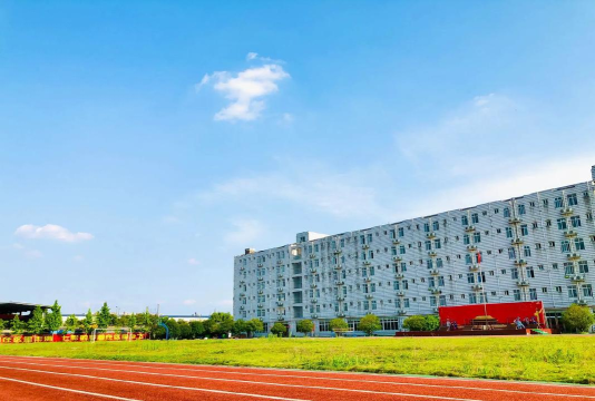 成都信息工程职业技术学校