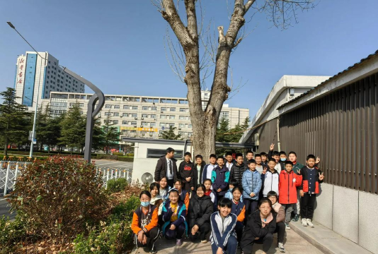 潍坊市东明初级中学