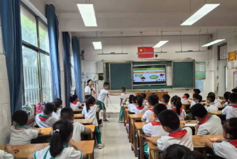 上蔡县芦岗乡光明学校