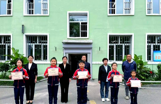 佳木斯市杏林小学