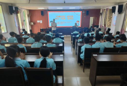 封开县平凤镇初级中学