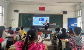 洞口县渣坪乡中学