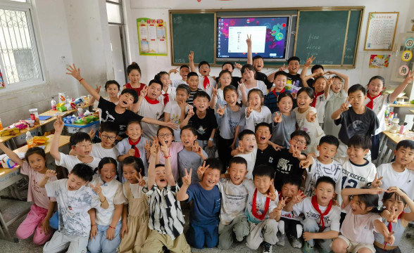 京山县石龙镇初级中学