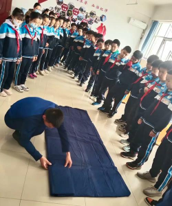 唐山市南堡开发区第一小学