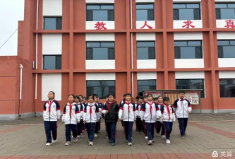 王官营镇王官营小学