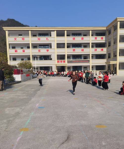 通城县关刀镇云溪初中