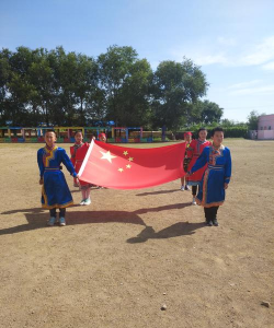 吐列毛杜镇小学