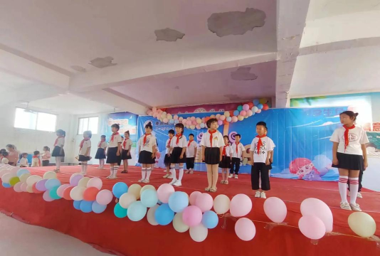 太原市尖草坪区向阳镇向阳中心校