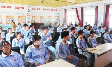 北京市门头沟区潭柘寺中学