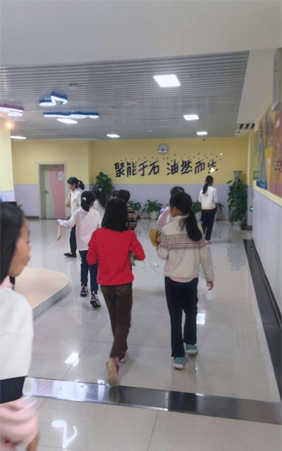 北京石油学院附属小学南校区