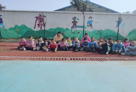 瓦房店市三台乡石磊村幼儿园