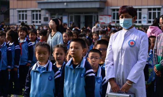 乌鲁木齐市第十三小学