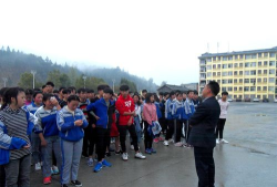 从江县往洞中学