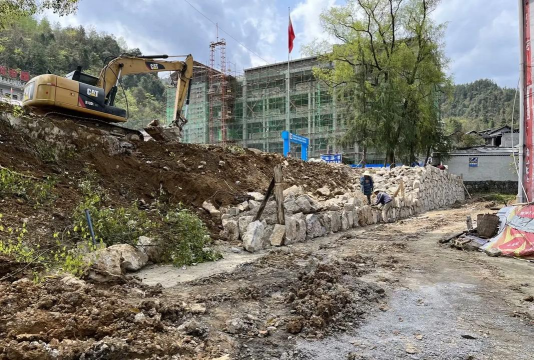 细砂坪中心小学