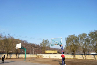 迁安市木厂口镇北营初级中学